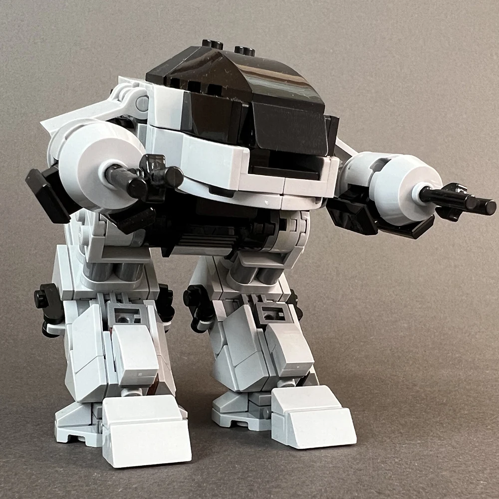 MOC Polizi di Guerra Meccanica - Model Kit Robocop recensione e prezzo