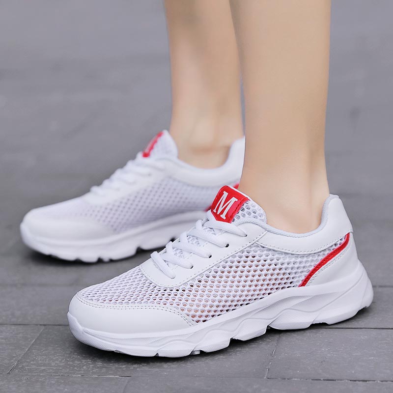 Scarpe da ginnastica traspiran - Model Kit Online Store recensione e prezzo