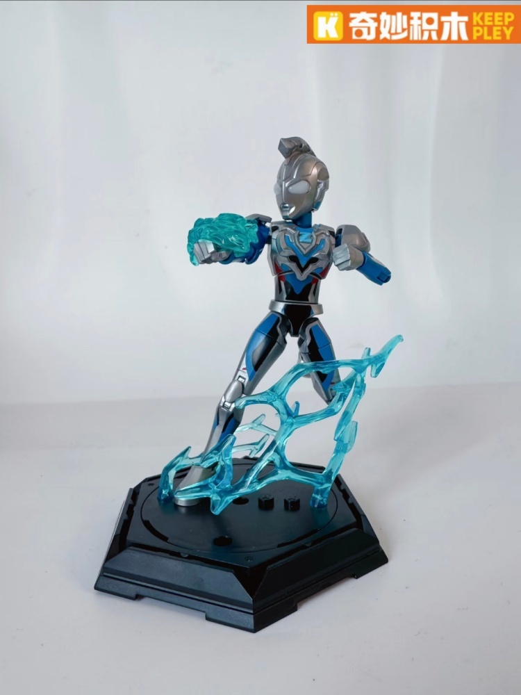 Keeppley Ultraman Blind Box Ze - Model Kit Zero Megaman recensione e prezzo