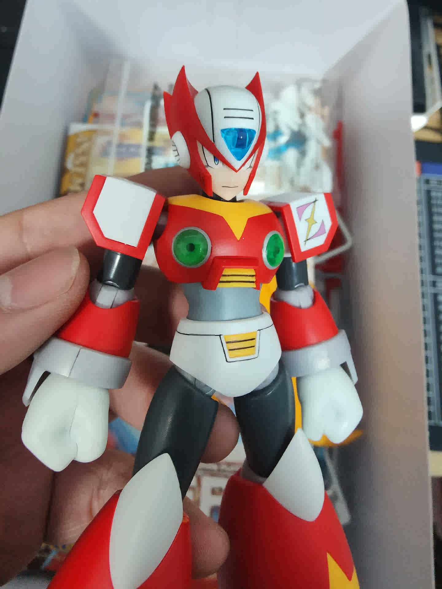 In Magazzino Originale kotobuk - Model Kit Zero Megaman recensione e prezzo