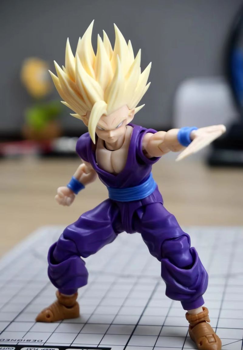 Nuova Figura di Gohan con Cape - Model Kit Dragon recensione e prezzo